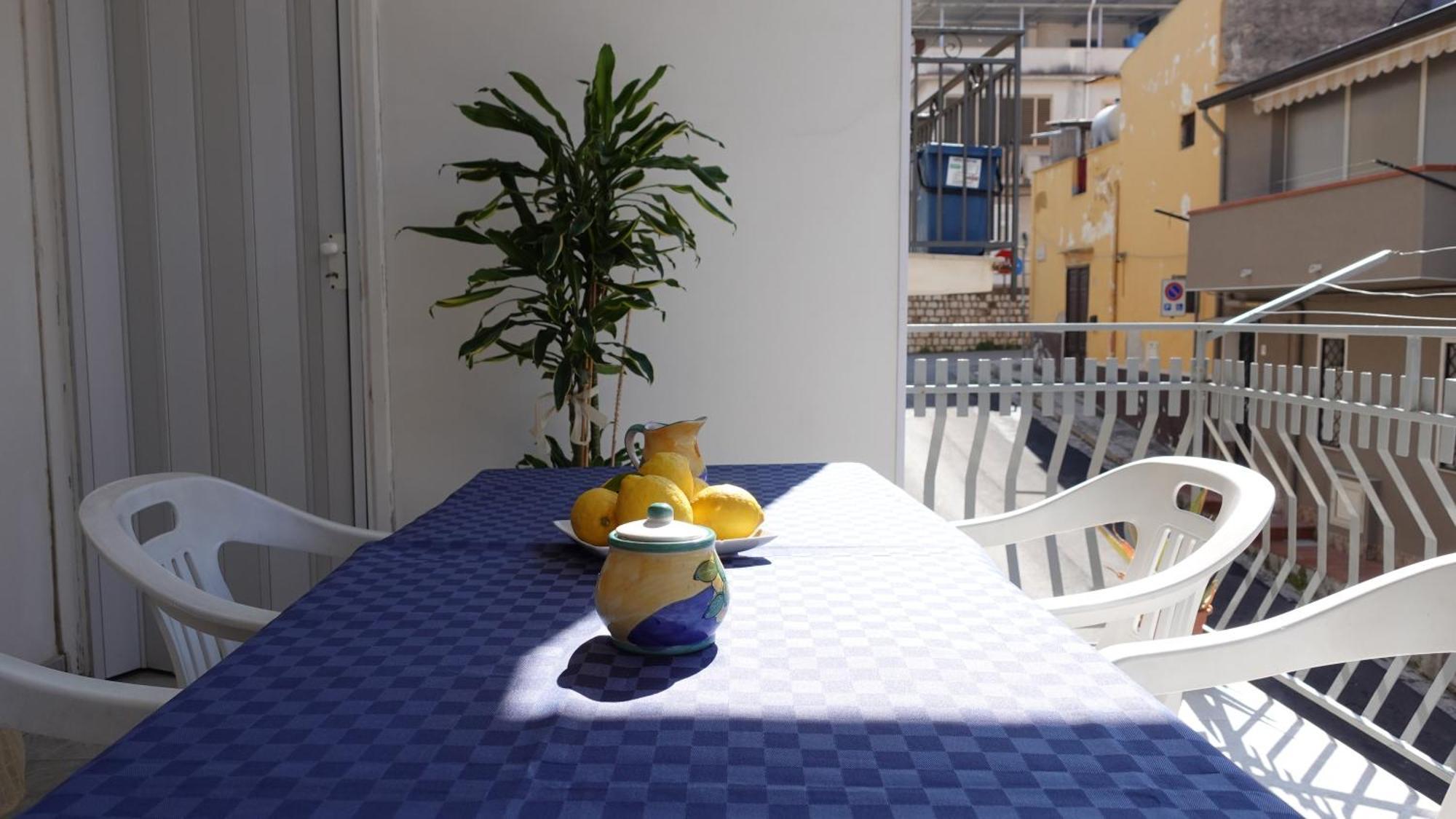 Stella Di Mare Apartment Balestrate Exterior photo
